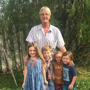 Meet your Posher, Bruce